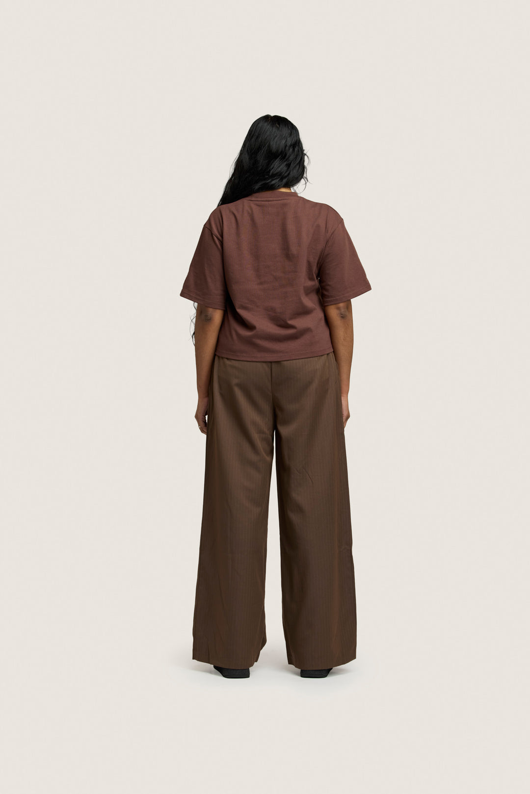 Heavy Weight Cropped Tee - Chocolate