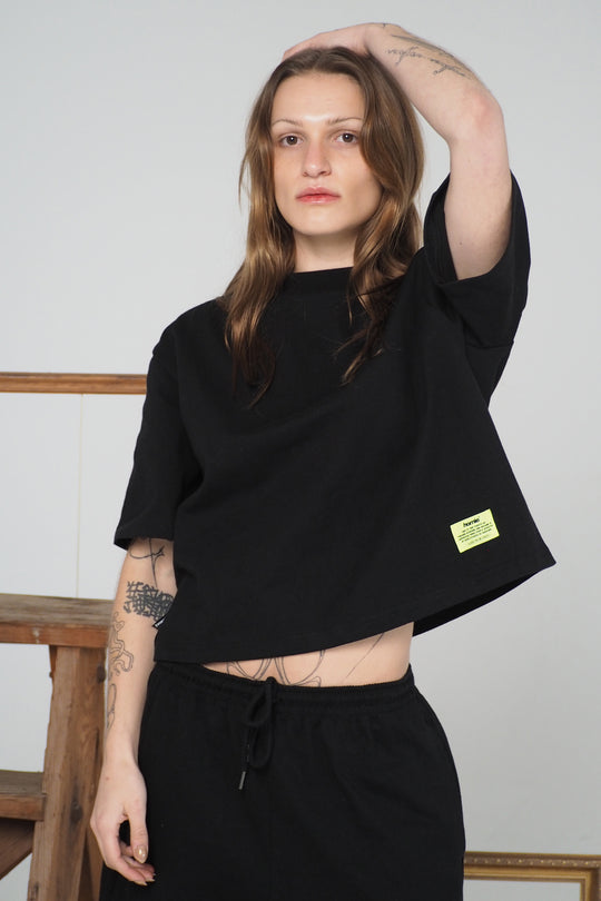 Heavy Weight Cropped Tee - Black