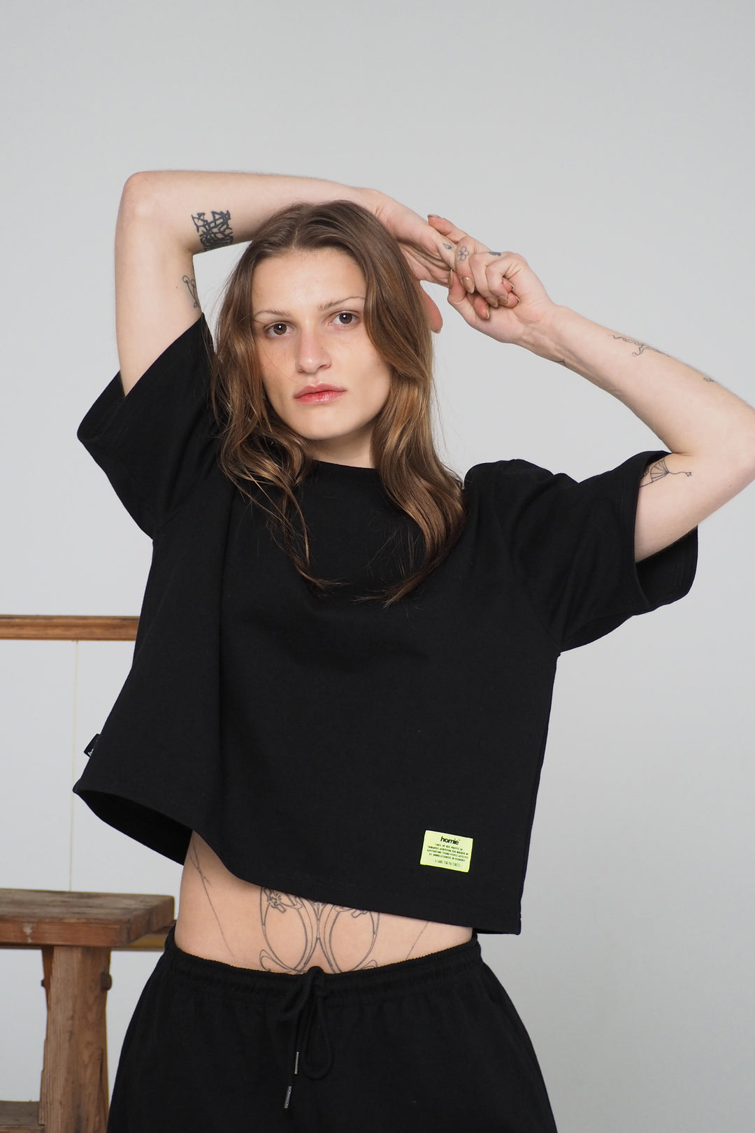 Heavy Weight Cropped Tee - Black