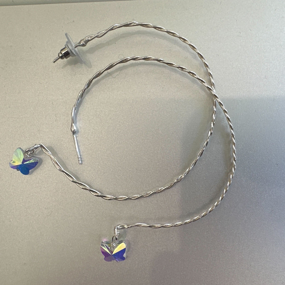 KG HOOP BUTTERFLY EARRINGS
