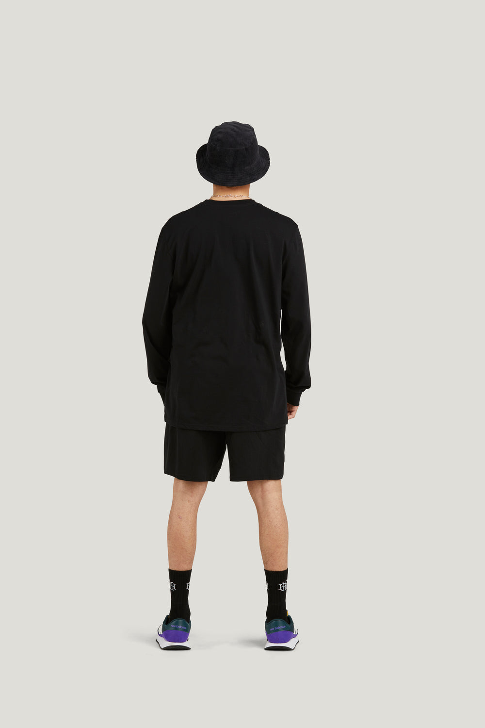 World of Sound and Movement LS - Black